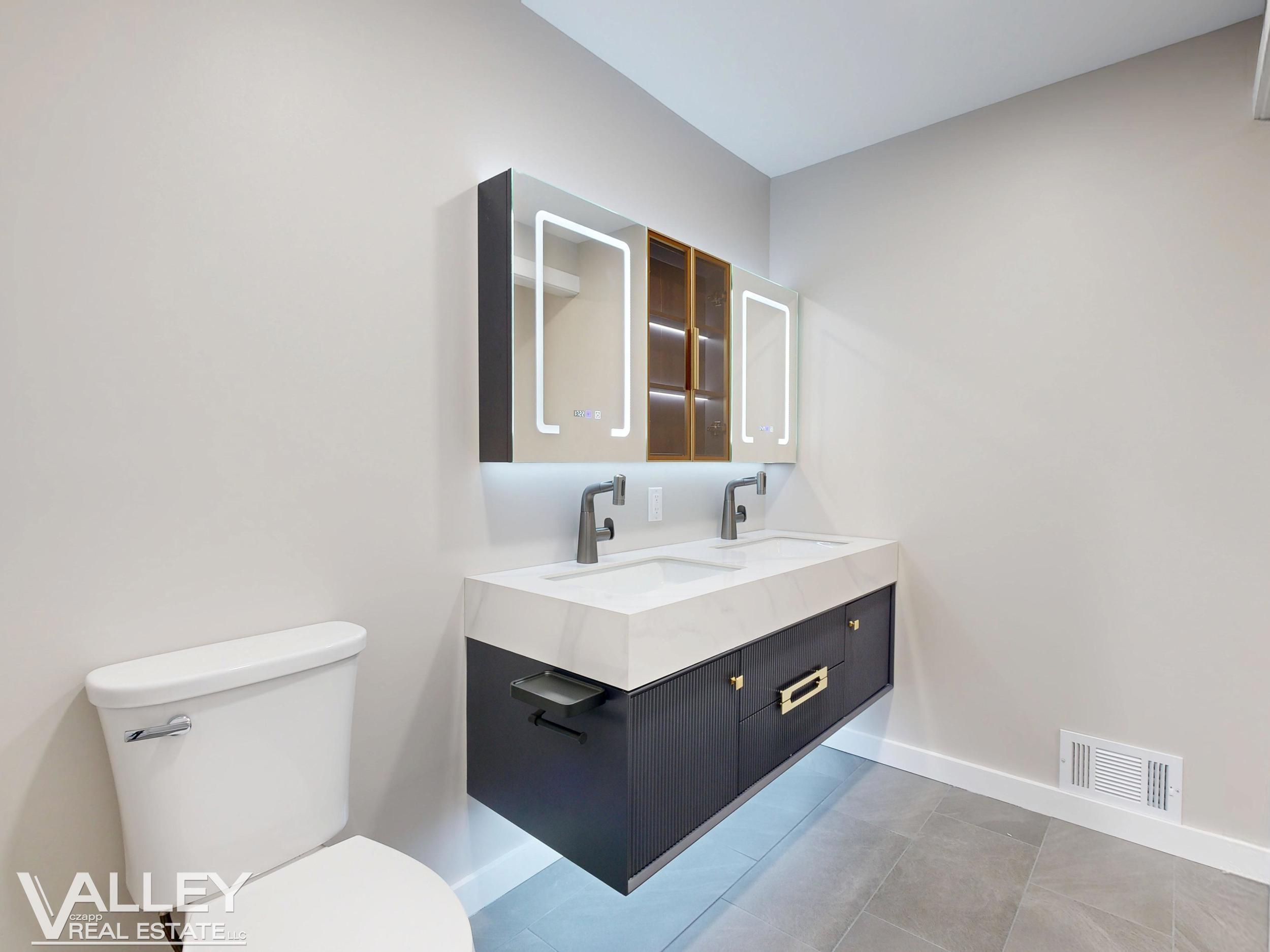175 West Washington Road Freeland, MI 48623 - Photo 46 of 65