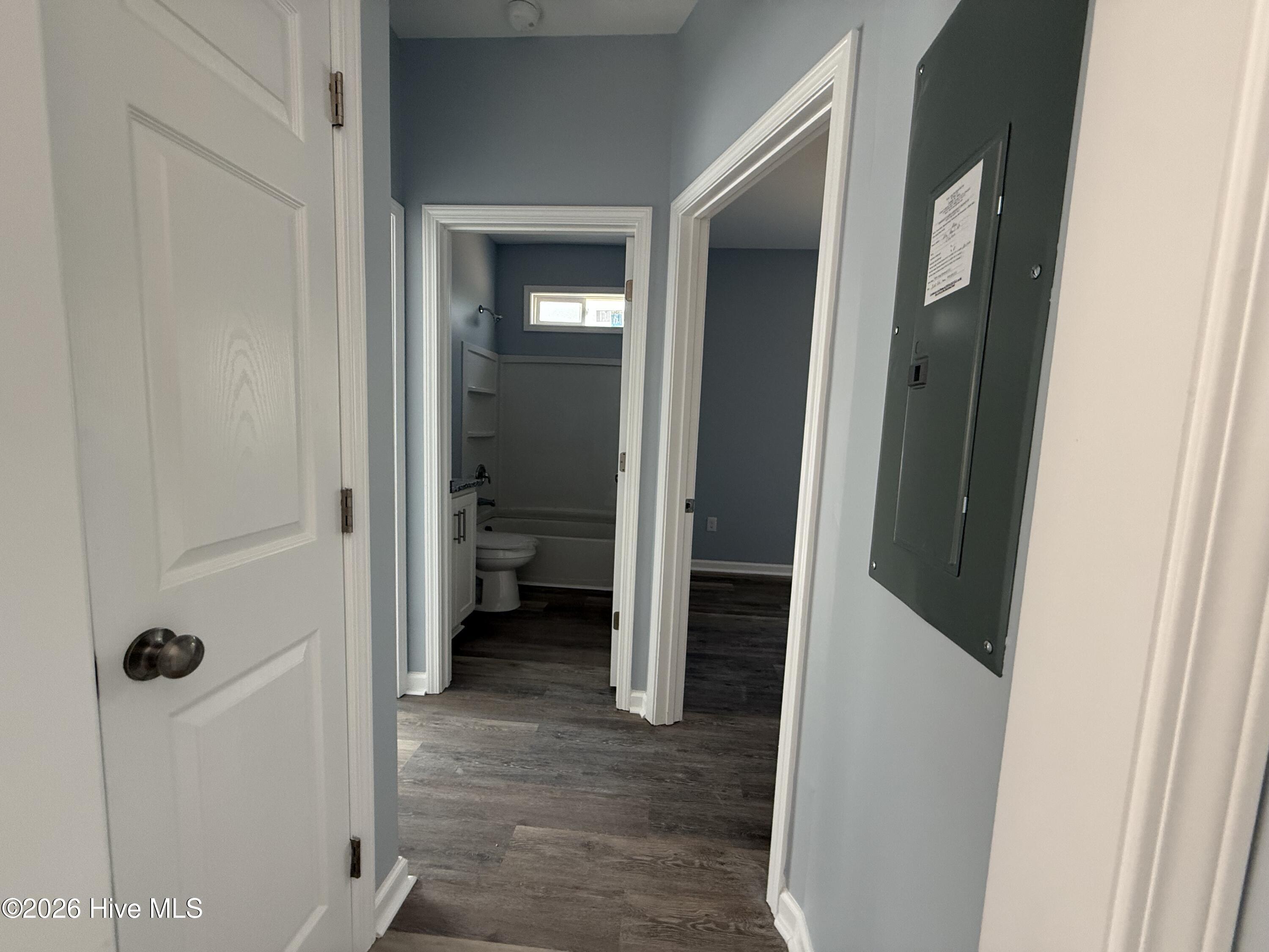 214 Pearl Street Clinton, NC 28328 - Photo 11 of 15 IMG_3055