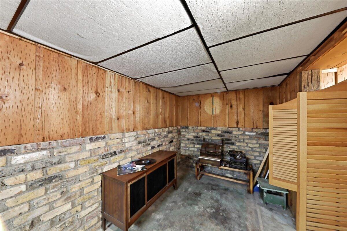 2955 Mechanicsburg Road Springfield, OH 45503 - Photo 24 of 55 46-Rec Room