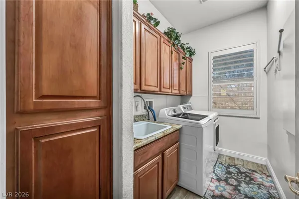 $880,000 | 10372 Hawks Wing Street, Las Vegas, NV 89178