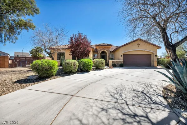 $880,000 | 10372 Hawks Wing Street, Las Vegas, NV 89178