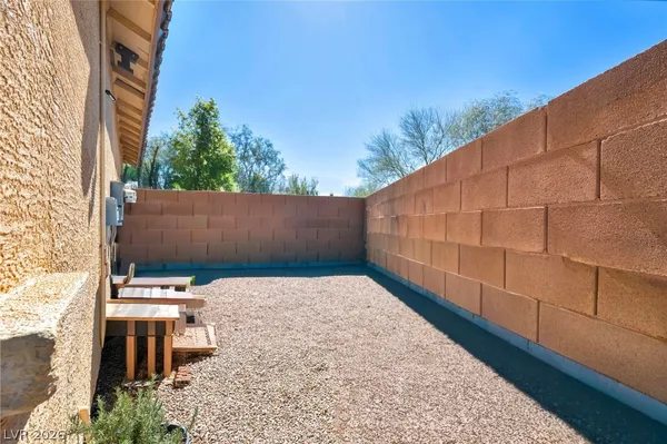 $880,000 | 10372 Hawks Wing Street, Las Vegas, NV 89178