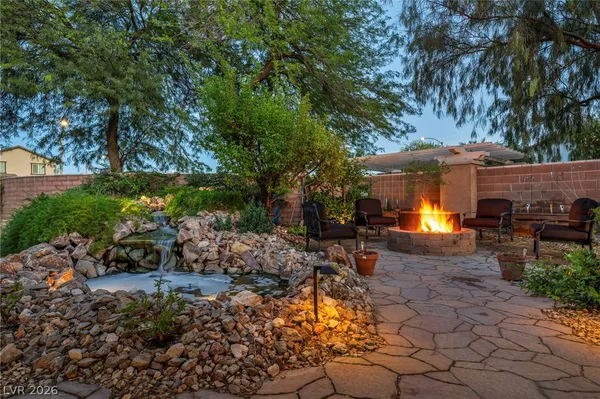 $880,000 | 10372 Hawks Wing Street, Las Vegas, NV 89178