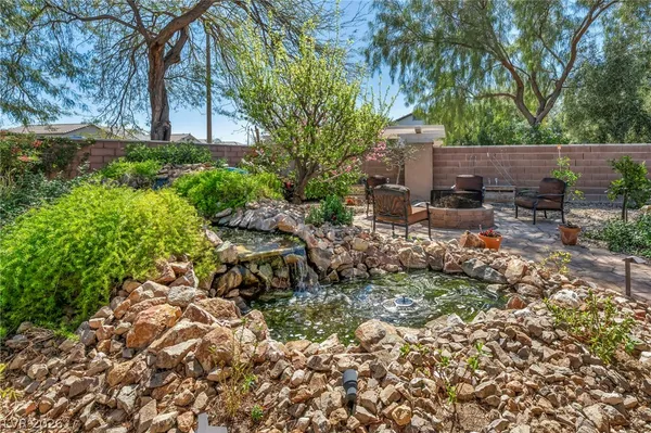 $880,000 | 10372 Hawks Wing Street, Las Vegas, NV 89178