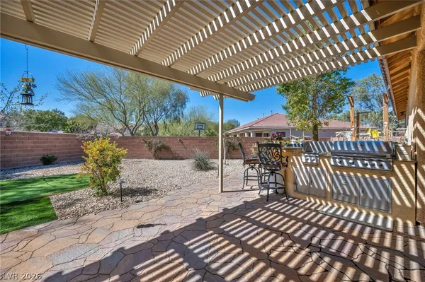 $880,000 | 10372 Hawks Wing Street, Las Vegas, NV 89178
