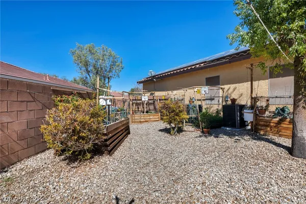 $880,000 | 10372 Hawks Wing Street, Las Vegas, NV 89178