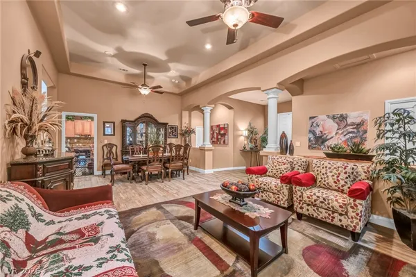 $880,000 | 10372 Hawks Wing Street, Las Vegas, NV 89178