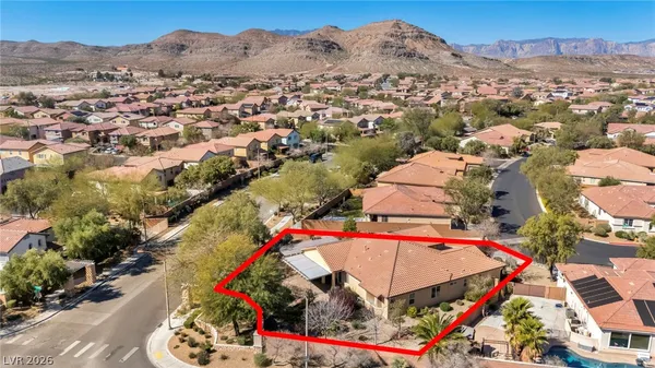 $880,000 | 10372 Hawks Wing Street, Las Vegas, NV 89178