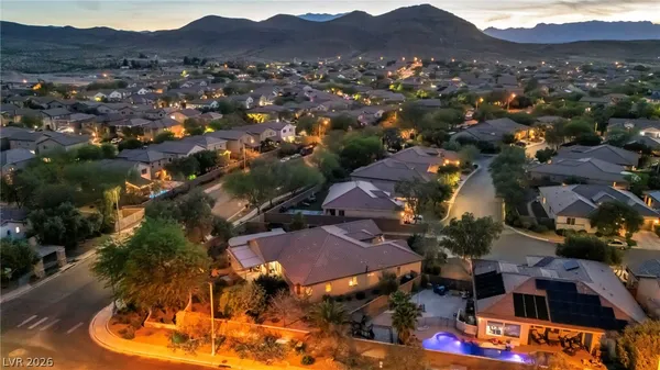 $880,000 | 10372 Hawks Wing Street, Las Vegas, NV 89178