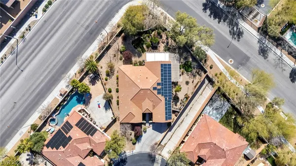 $880,000 | 10372 Hawks Wing Street, Las Vegas, NV 89178