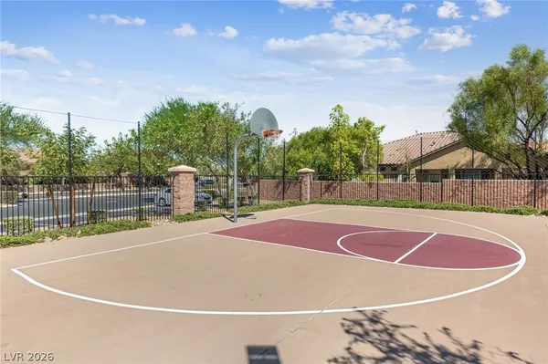 $880,000 | 10372 Hawks Wing Street, Las Vegas, NV 89178