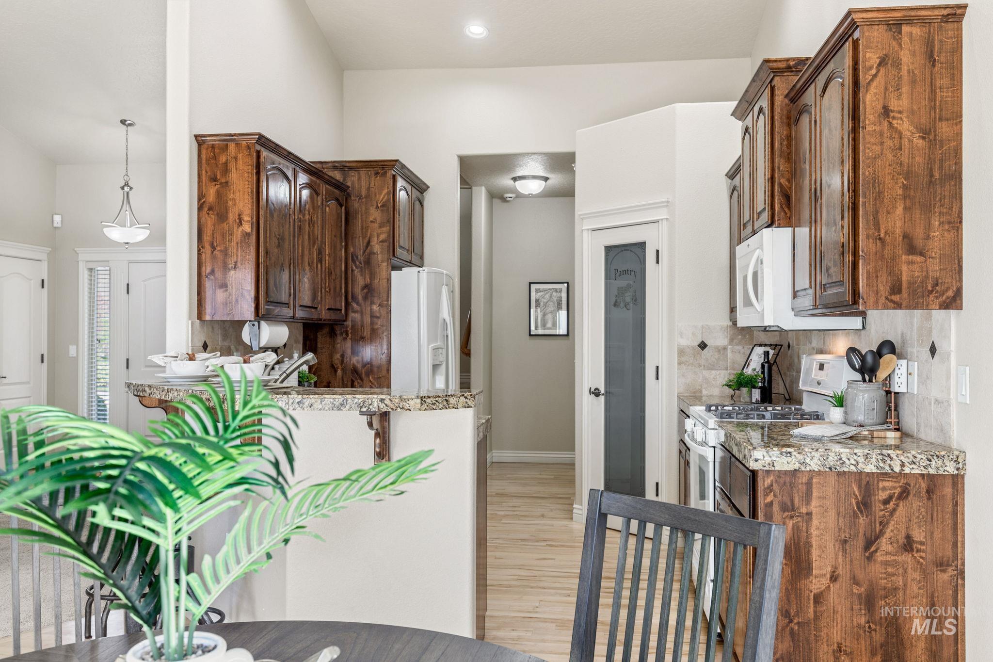 201 East Mikyl Ridge Loop Nampa, ID 83686 - Photo 13 of 43