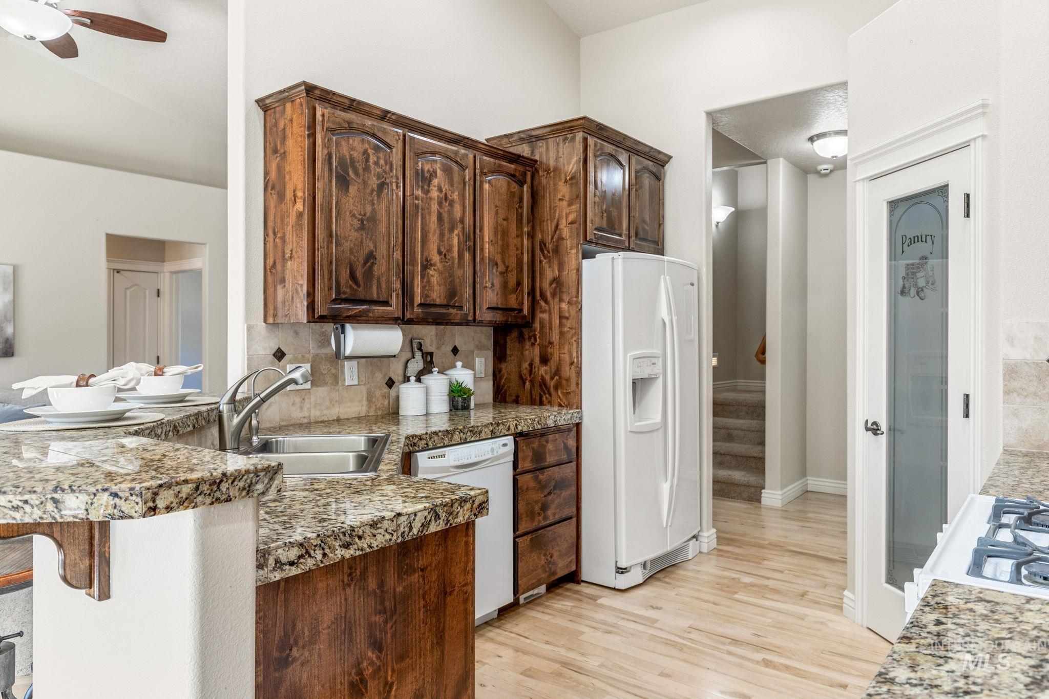 201 East Mikyl Ridge Loop Nampa, ID 83686 - Photo 14 of 43