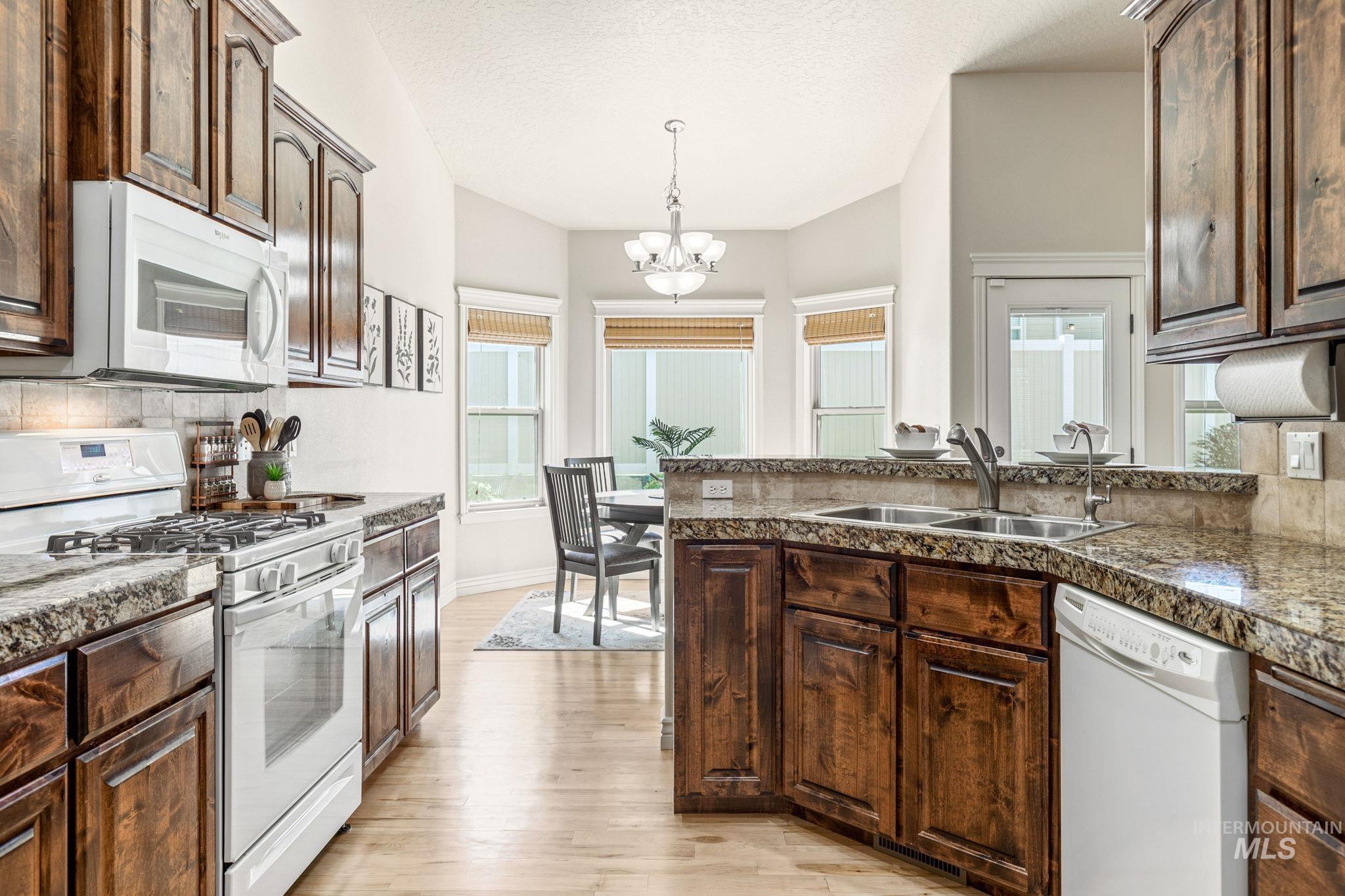 201 East Mikyl Ridge Loop Nampa, ID 83686 - Photo 15 of 43