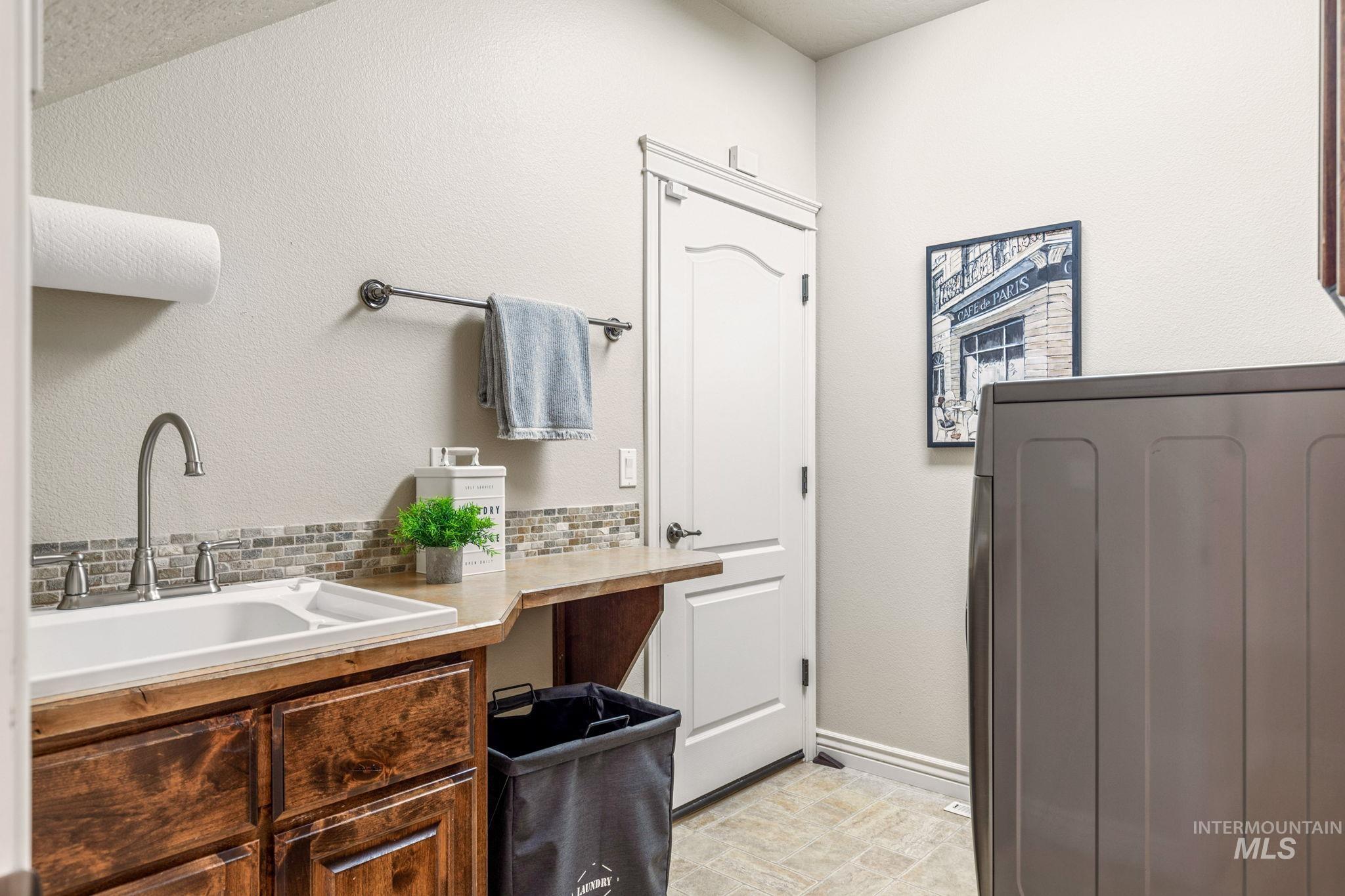 201 East Mikyl Ridge Loop Nampa, ID 83686 - Photo 17 of 43