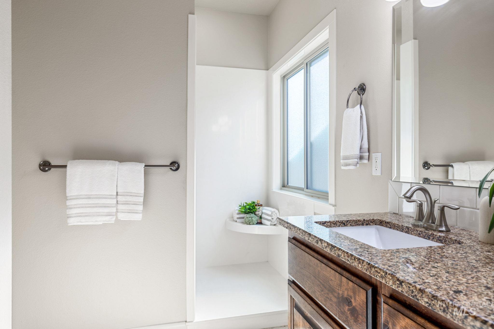 201 East Mikyl Ridge Loop Nampa, ID 83686 - Photo 24 of 43