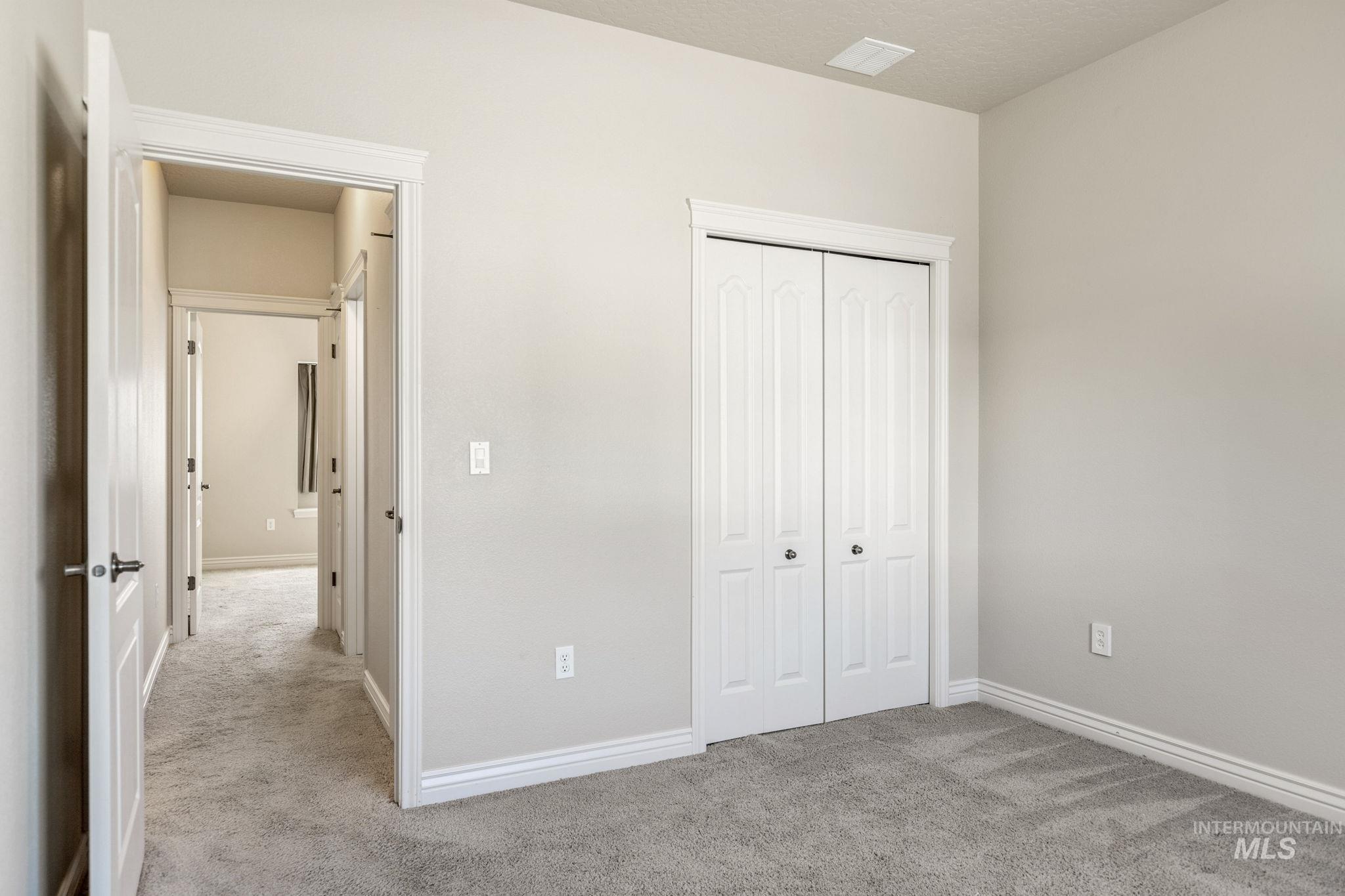 201 East Mikyl Ridge Loop Nampa, ID 83686 - Photo 28 of 43