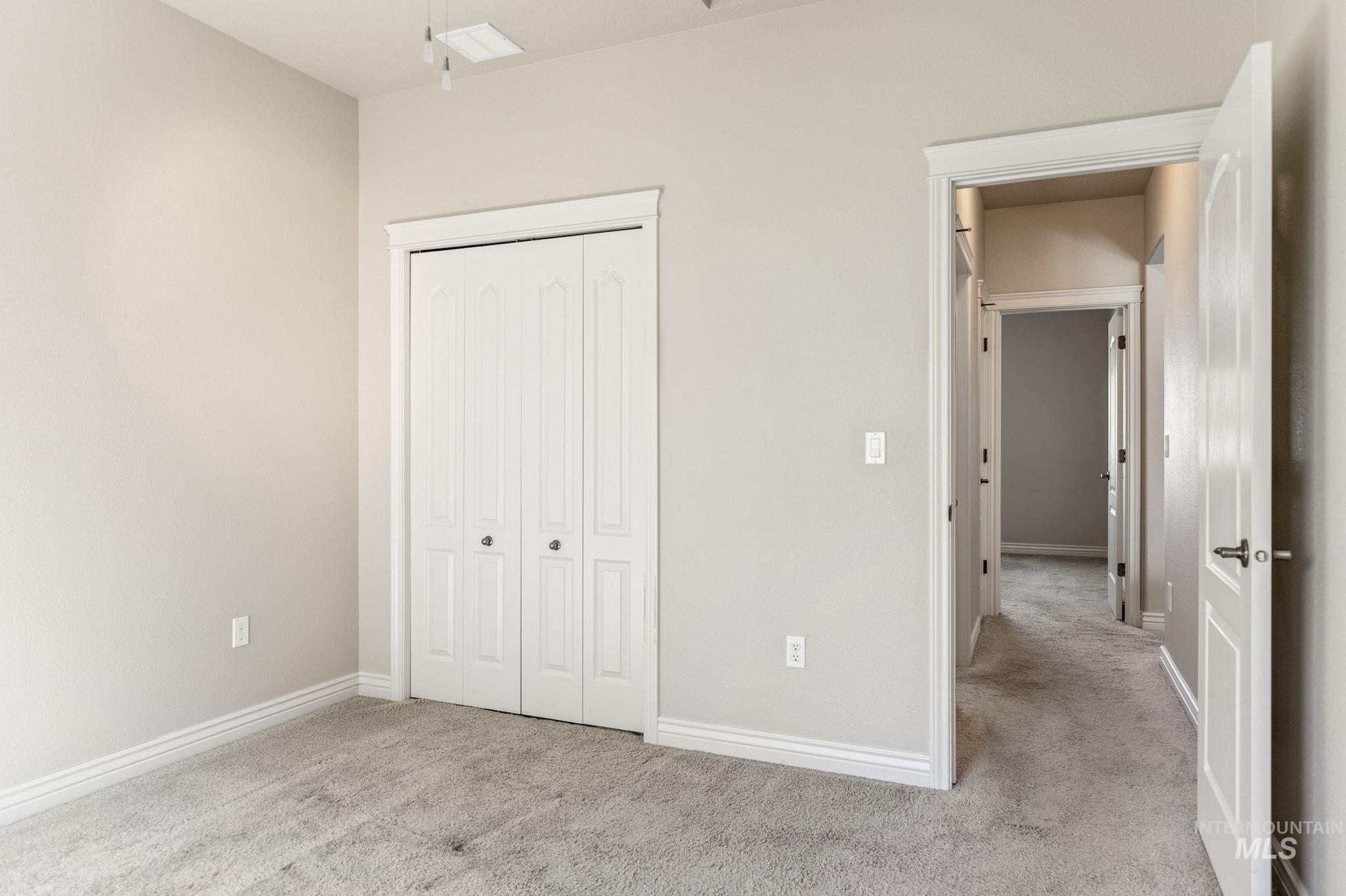 201 East Mikyl Ridge Loop Nampa, ID 83686 - Photo 30 of 43