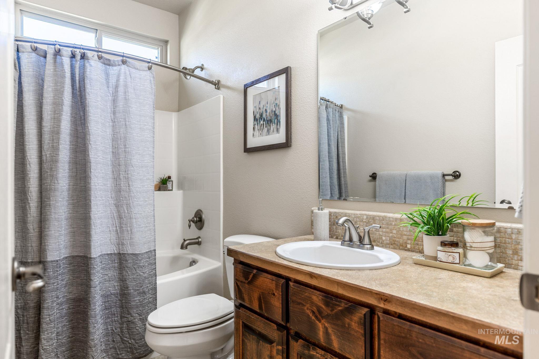 201 East Mikyl Ridge Loop Nampa, ID 83686 - Photo 31 of 43