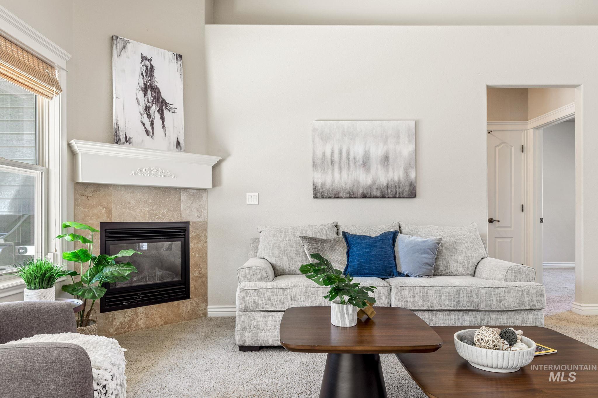 201 East Mikyl Ridge Loop Nampa, ID 83686 - Photo 5 of 43