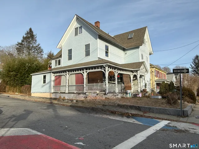 $259,900 | 294 Central Avenue, Norwich, CT 06360