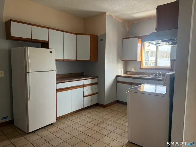 $259,900 | 294 Central Avenue, Norwich, CT 06360