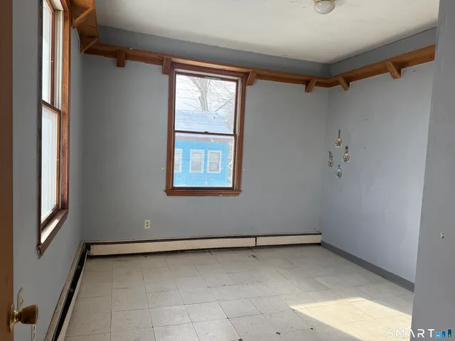 $259,900 | 294 Central Avenue, Norwich, CT 06360