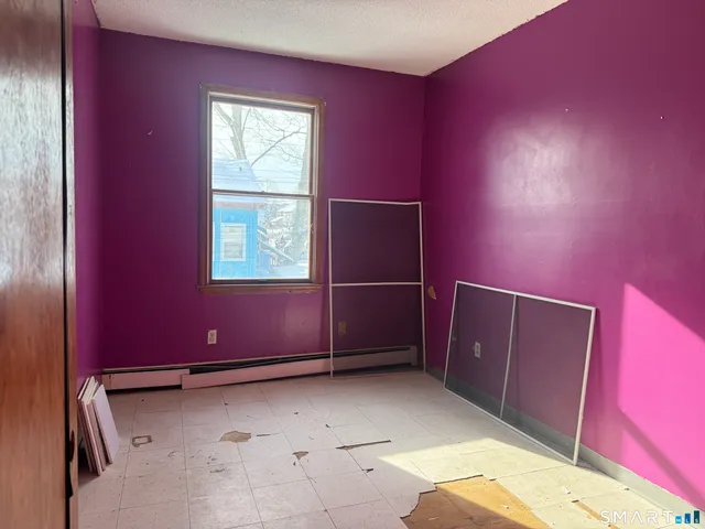 $259,900 | 294 Central Avenue, Norwich, CT 06360