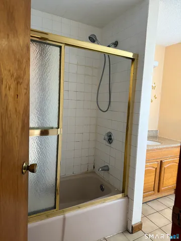 $259,900 | 294 Central Avenue, Norwich, CT 06360