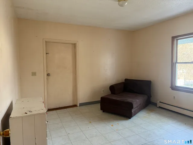 $259,900 | 294 Central Avenue, Norwich, CT 06360