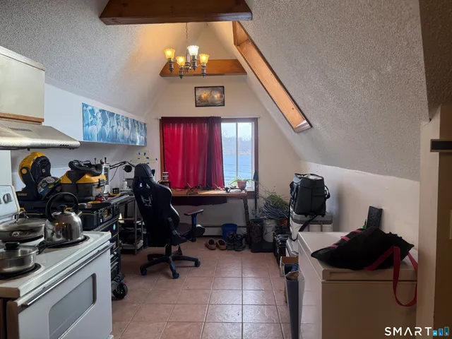 $259,900 | 294 Central Avenue, Norwich, CT 06360