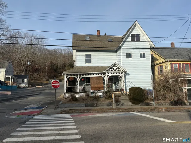 $259,900 | 294 Central Avenue, Norwich, CT 06360