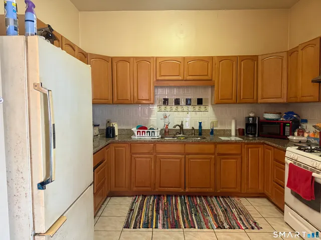 $259,900 | 294 Central Avenue, Norwich, CT 06360