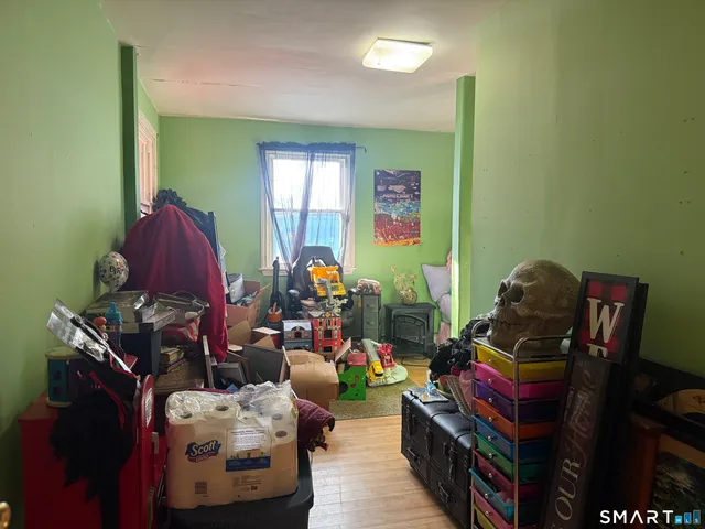 $259,900 | 294 Central Avenue, Norwich, CT 06360