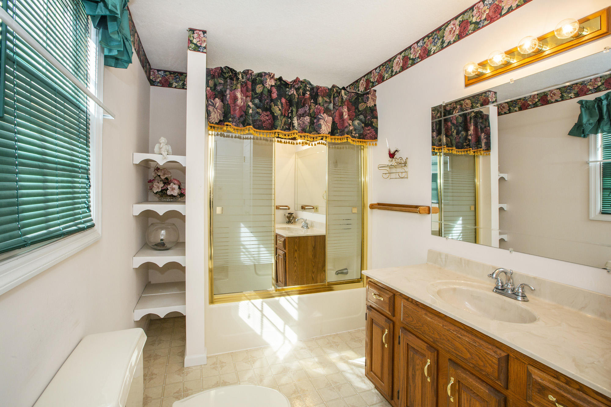 1347 McCarty Road Knoxville, TN 37914 - Photo 18 of 38 K55A1591