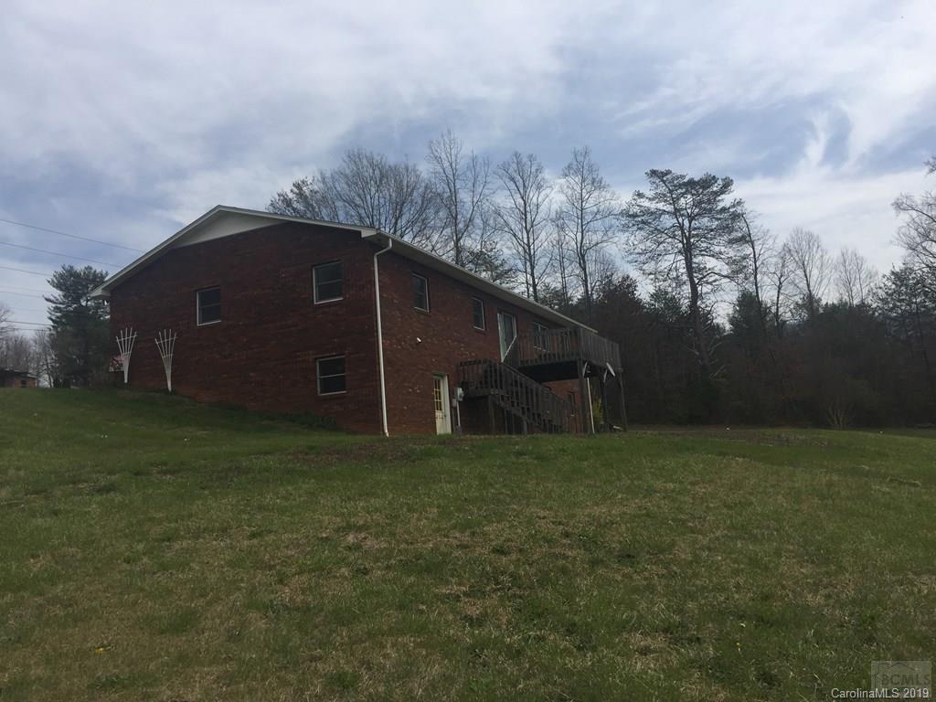 2911 Mill Race Road Morganton, NC 28655 - Photo 7 of 21