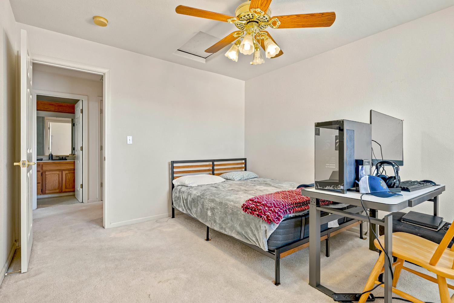1860 Riverside Way Los Banos, CA 93635 - Photo 23 of 26