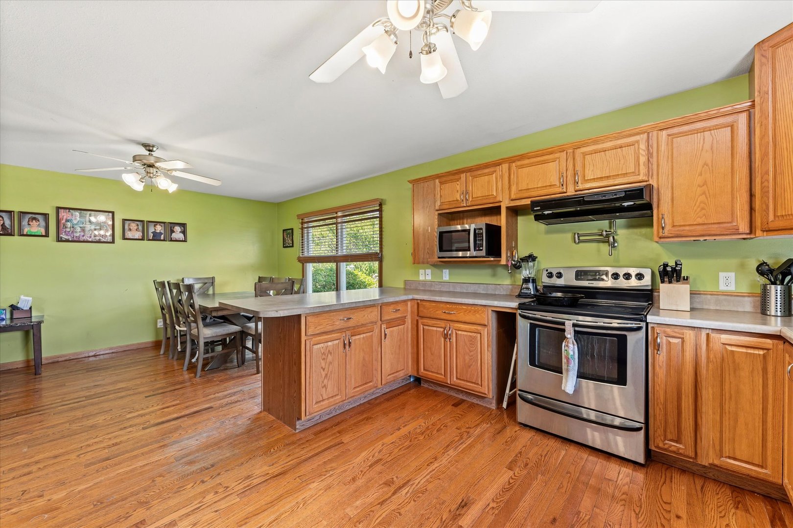 1203 Ridgewood Road Mahomet, IL 61853 - Photo 14 of 42 Gallery Image 14