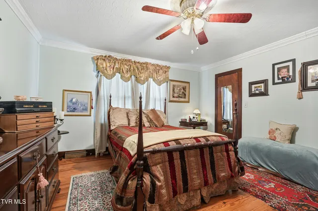 $195,995 | 195 Red Oak Ridge Road, Castlewood, VA 24224