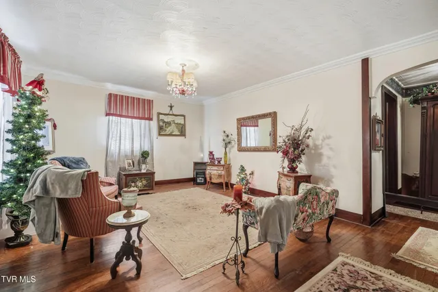 $195,995 | 195 Red Oak Ridge Road, Castlewood, VA 24224