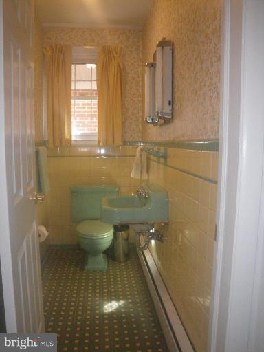13 Cedarhill Road Randallstown, MD 21133 - Photo 18 of 23 Bath #2