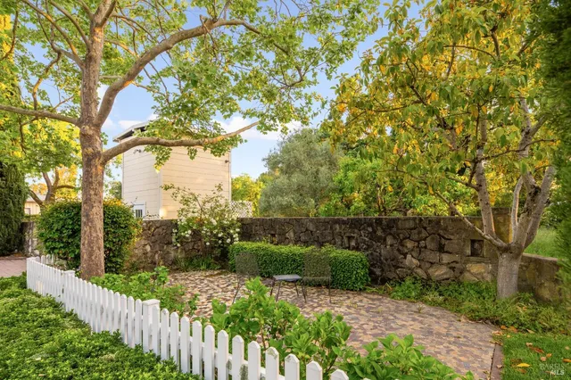 $3,998,000 | 1195 Castle Road, Sonoma, CA 95476