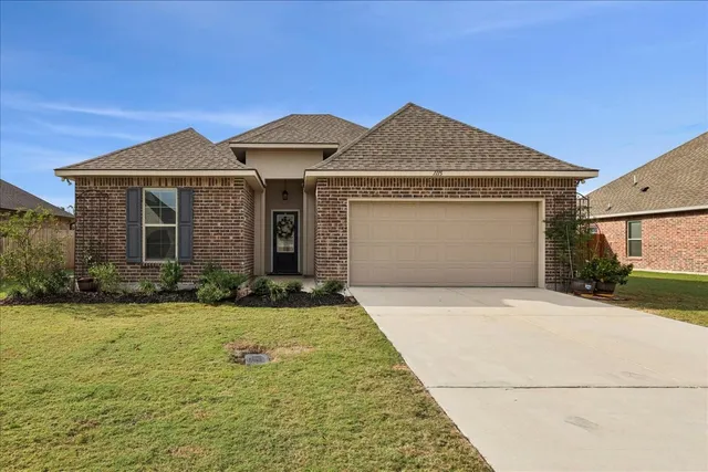 $238,000 | 1115 Little Cypress Drive, Orange, TX 77632