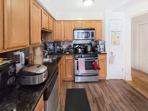$188,000 | 6255 South Mason Avenue, Unit 1A, Chicago, IL 60638