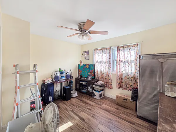 $188,000 | 6255 South Mason Avenue, Unit 1A, Chicago, IL 60638