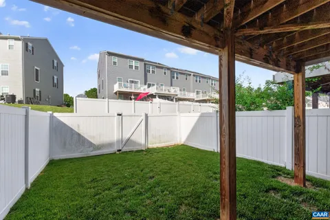$325,000 | 93 Virginia Avenue, Palmyra, VA 22963