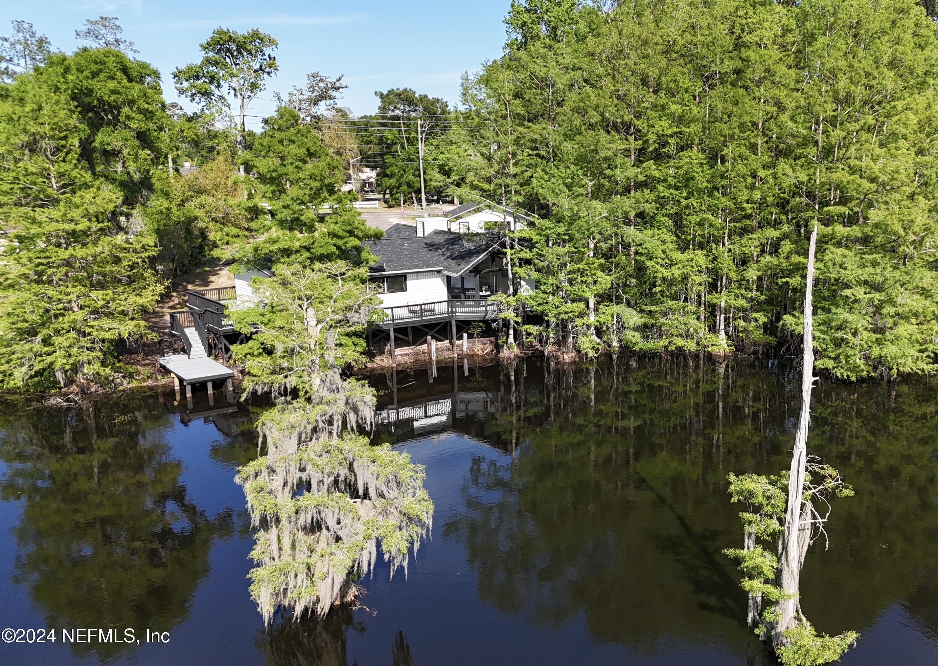 565 Roberts Road St. Johns, FL 32259 - Photo 66 of 79 Gorgeous Lakehouse