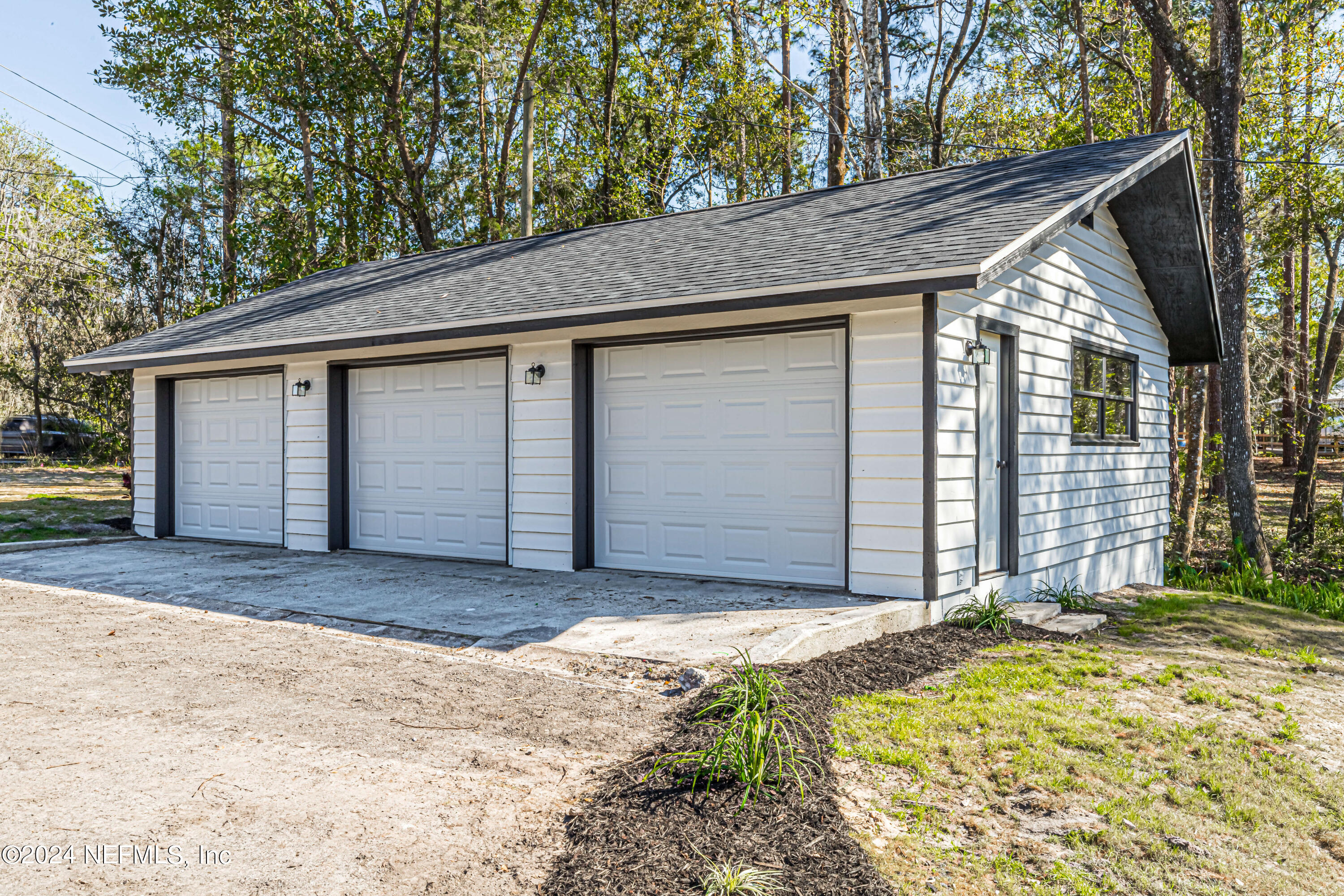 565 Roberts Road St. Johns, FL 32259 - Photo 8 of 79 3 Car Garage