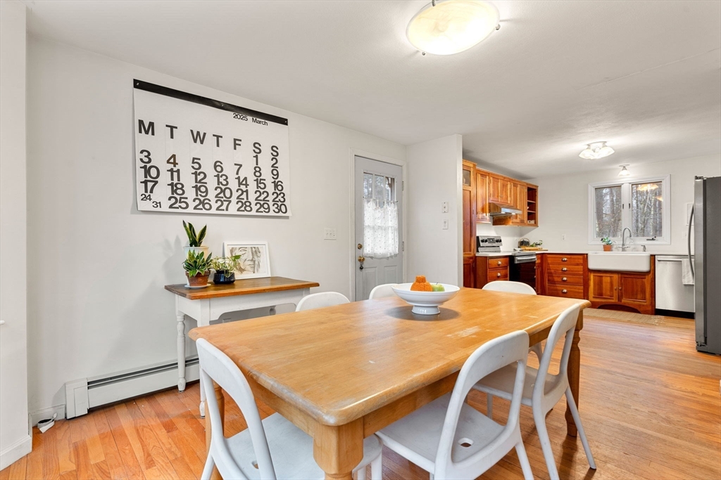 192 Warren Road Townsend, MA 01469 - Photo 7 of 26 Gallery Image 7