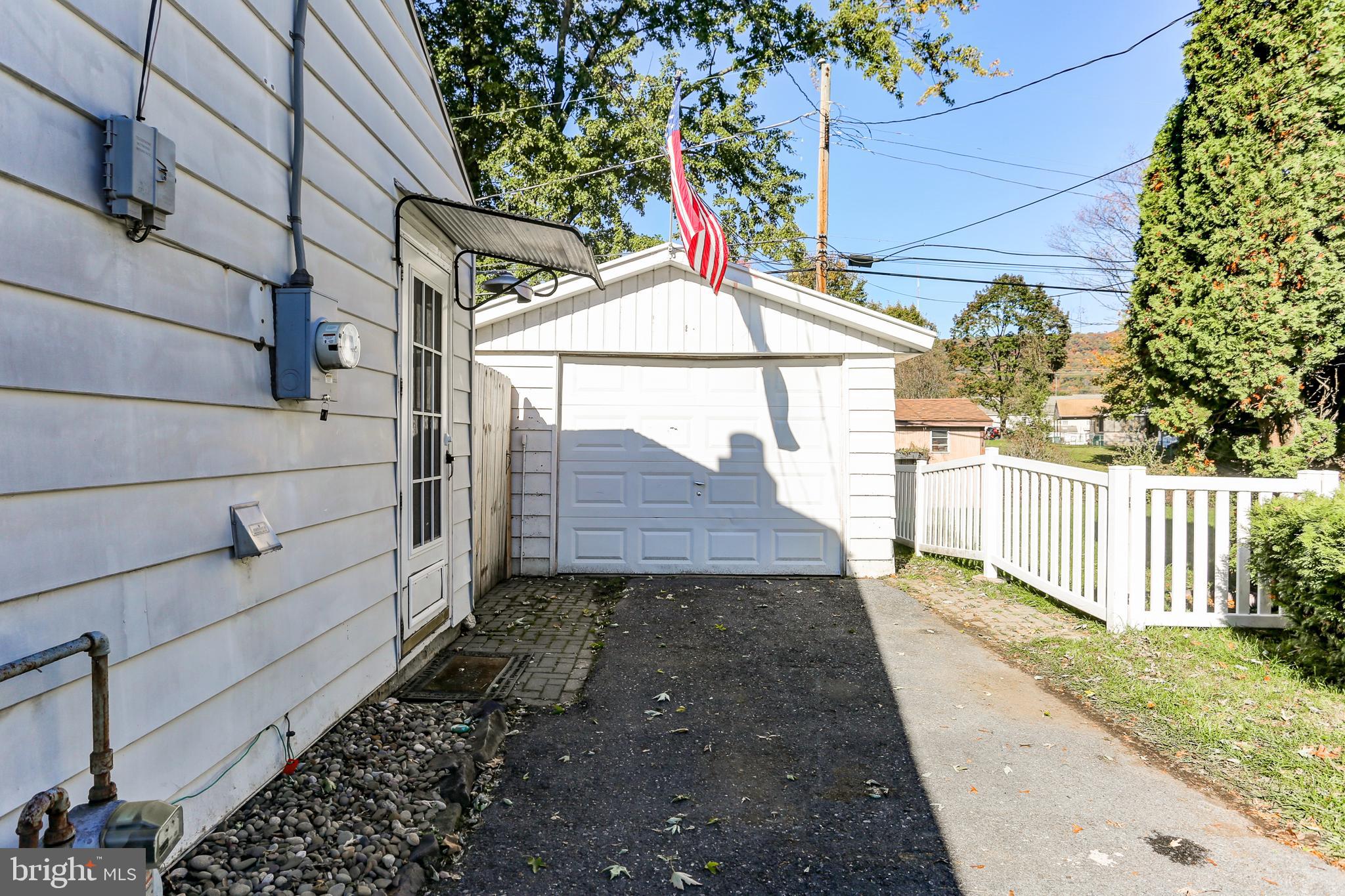 321 College Hill Road Enola, PA 17025 - Photo 2 of 20 Gallery Image 2